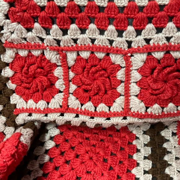 Vintage Crochet Blanket (68 X 90”) - Picture 3 of 9